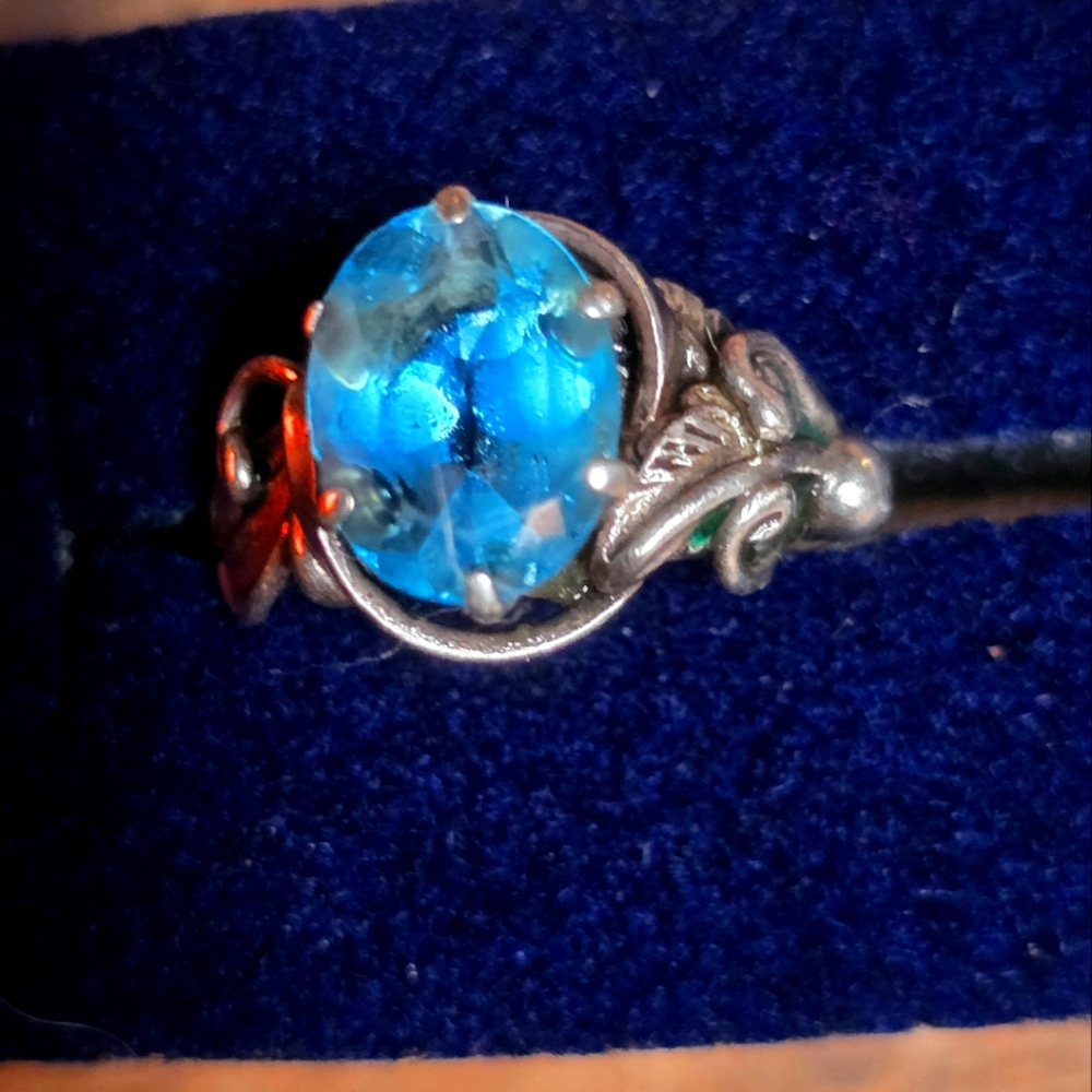 Size 8 aquamarine ring.